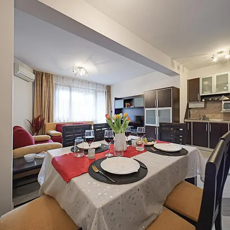 Apartamento Southpark Luxe - Free Underground Parking - Metro *