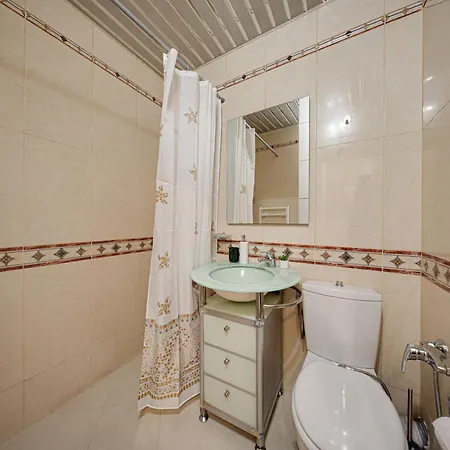 Southpark Luxe - Free Underground Parking - Metro Apartament *