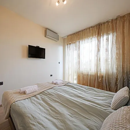 Apartman Southpark Luxe - Free Underground Parking - Metro