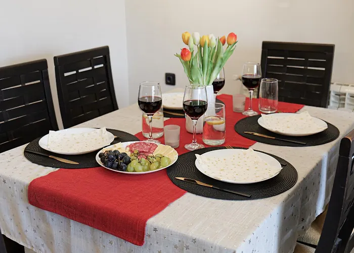 Southpark Luxe - Free Underground Parking - Metro